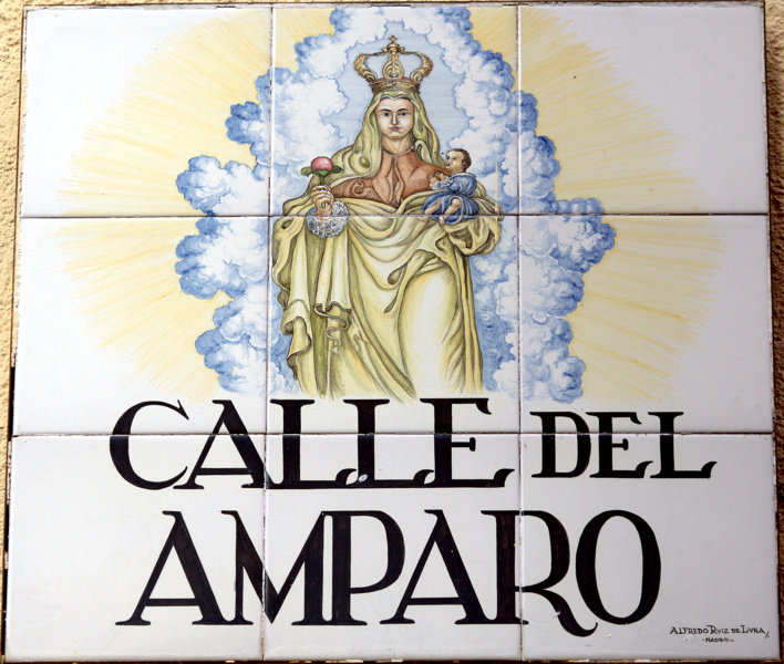 Calle del Amparo