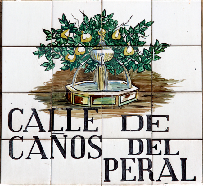 Calle de Caños del Peral