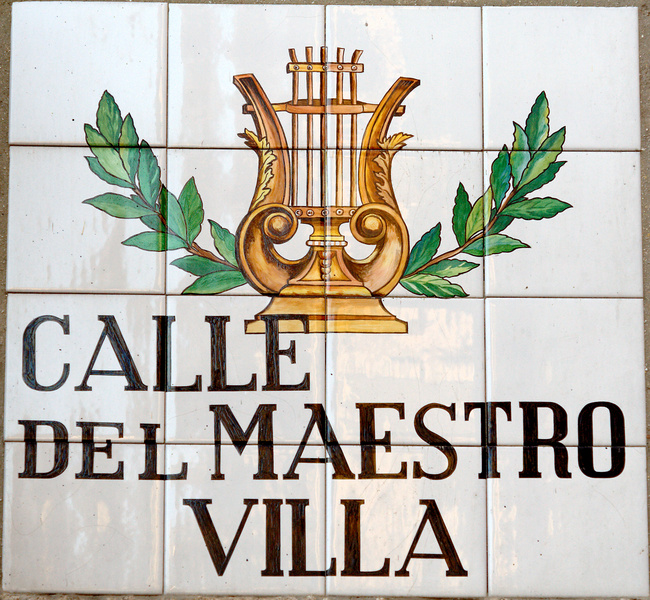 Calle del Maestro Villa